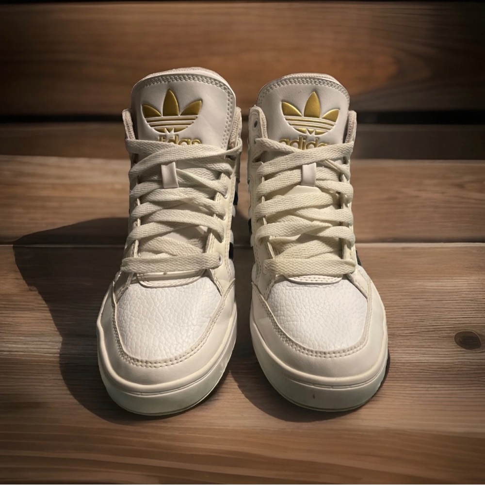 Adidas Hard Court High White Black Gold FV 5734 Size 5 pre owned